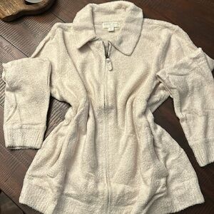 Barefoot Dreams Cozy Chic Lite in Size Med in pearl color